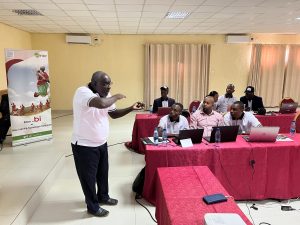 Formation par un formateur envoyé par l'ICANN